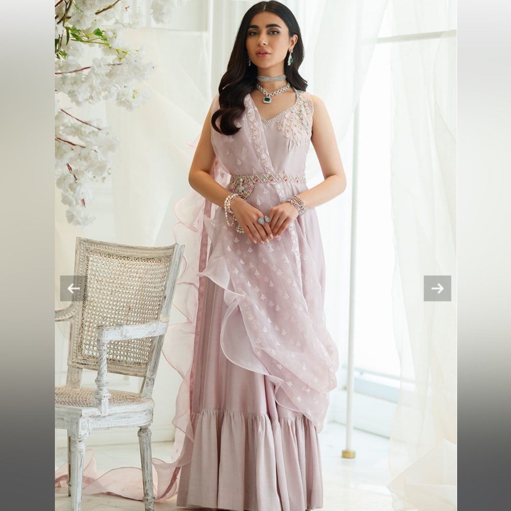 Farah talib aziz saree dress